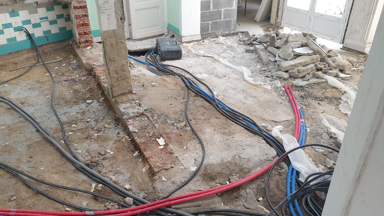 Saint Sebastien sur Loire changement de réseaux plomberie et nouvelle dalle béton