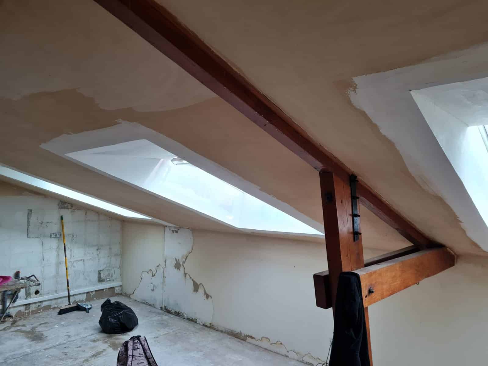 Sainte luce appartement à rénover remplacement des velux