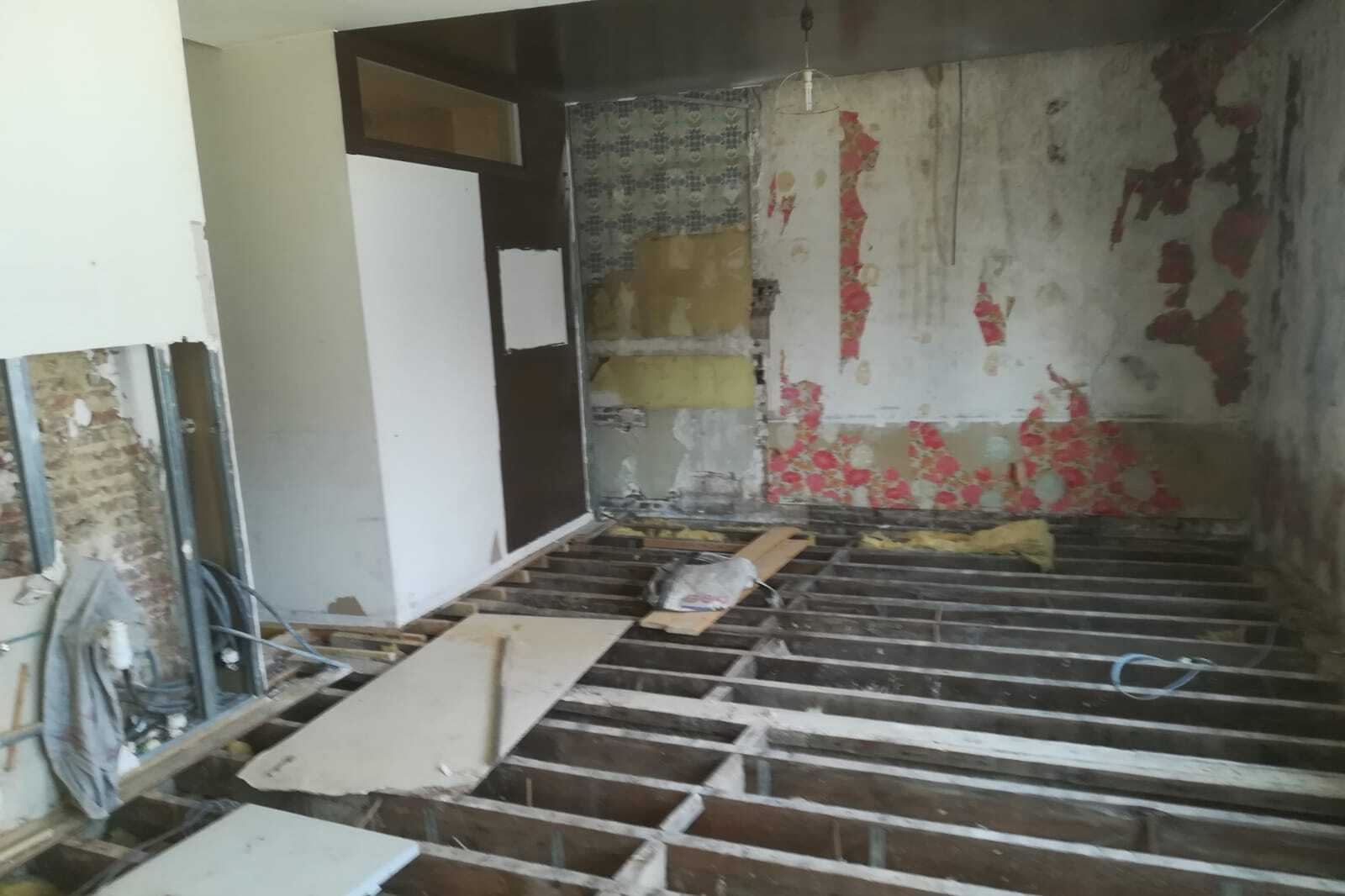 coueron redressement du plancher d origine solives charpente